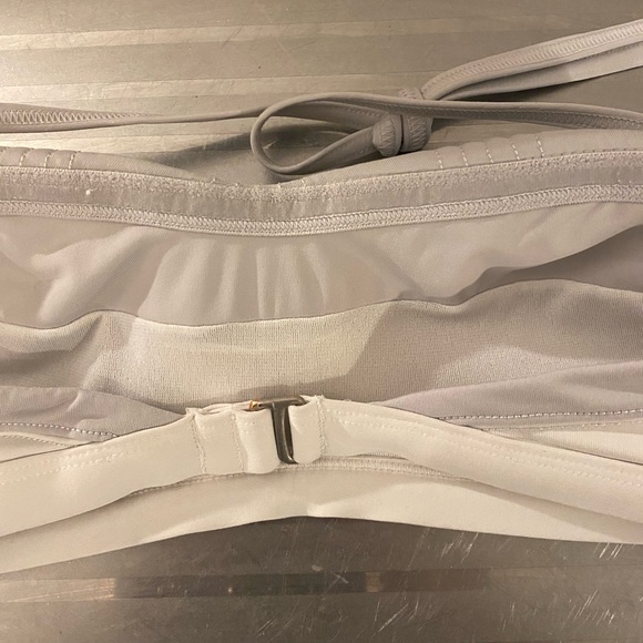 Athleta bathing suit top. Reduced to 50% for this weekend - Picture 4 of 6